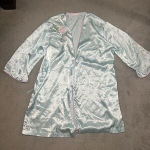 Oscar de la Renta Pink Label Silky Ice Blue Robe Embroidered